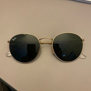 Round Rayban Sunglasses